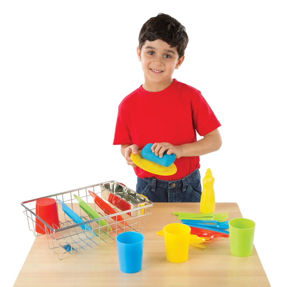 Melissa & Doug Wash & Dry Dish Set | 46004282